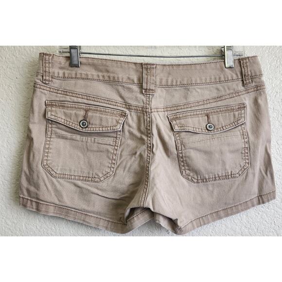French Star Tan Beige Flat Front Shorts 9 Juniors Lightweight Slashed Pockets - Picture 2 of 4